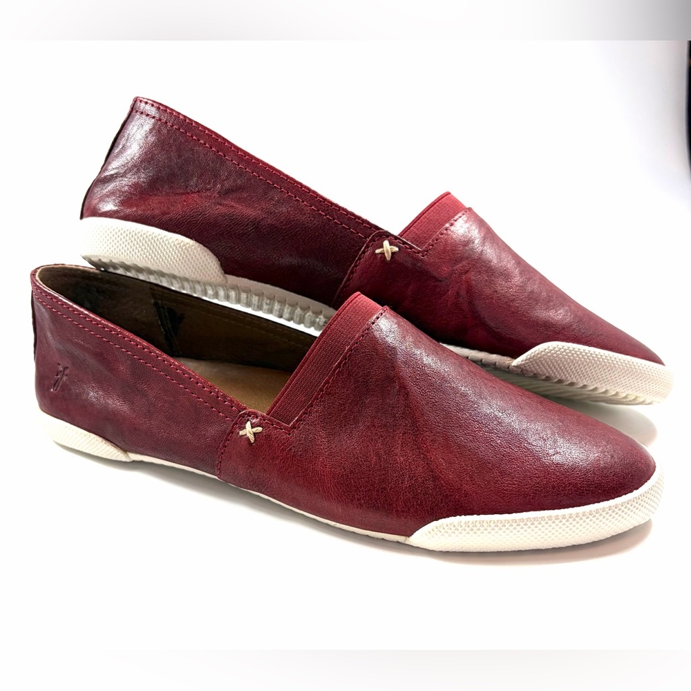 Frye Melanie Loafers size 8 Red Leather slip on Comfort Flats Womens